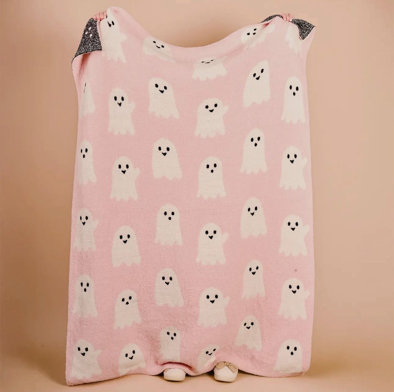 Cozy Dreams Luxe Boo Blanket