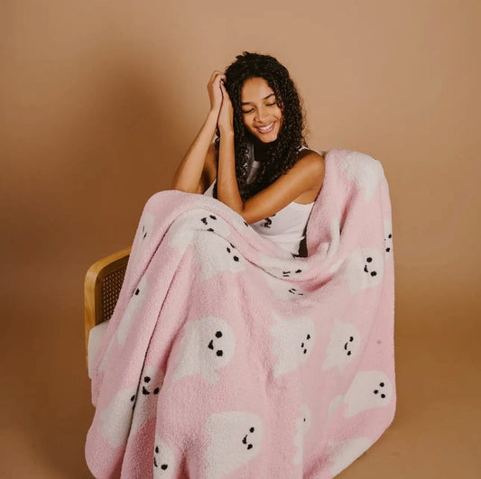 Cozy Dreams Luxe Boo Blanket